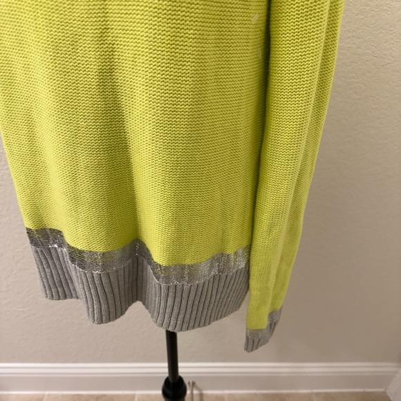 NWT Express Green wide Crew Neck Sweater side split sz M - Picture 2 of 7